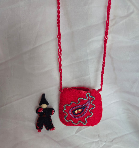 Gnome necklace